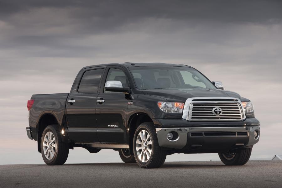  Toyota Tundra CrewMax Platinum Package 2010 года  (фото 29 из 32)